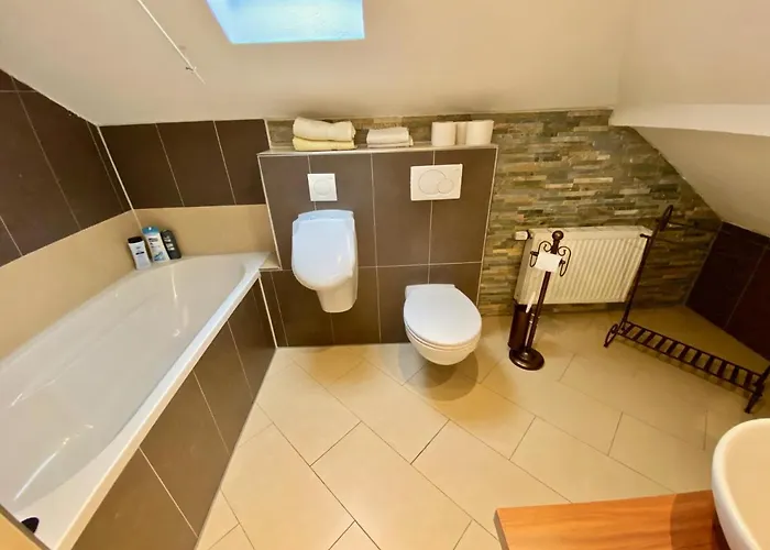 Daire Wohnen Ueber Den Daechern Von Ravensburg, Stadtnah, Kamin, Klima *